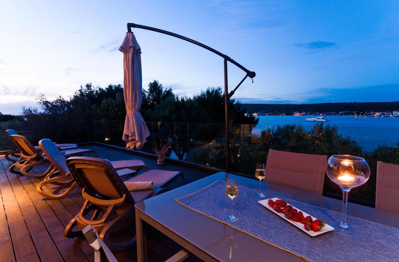Punta Aqua Apartamento Sukošan Exterior foto