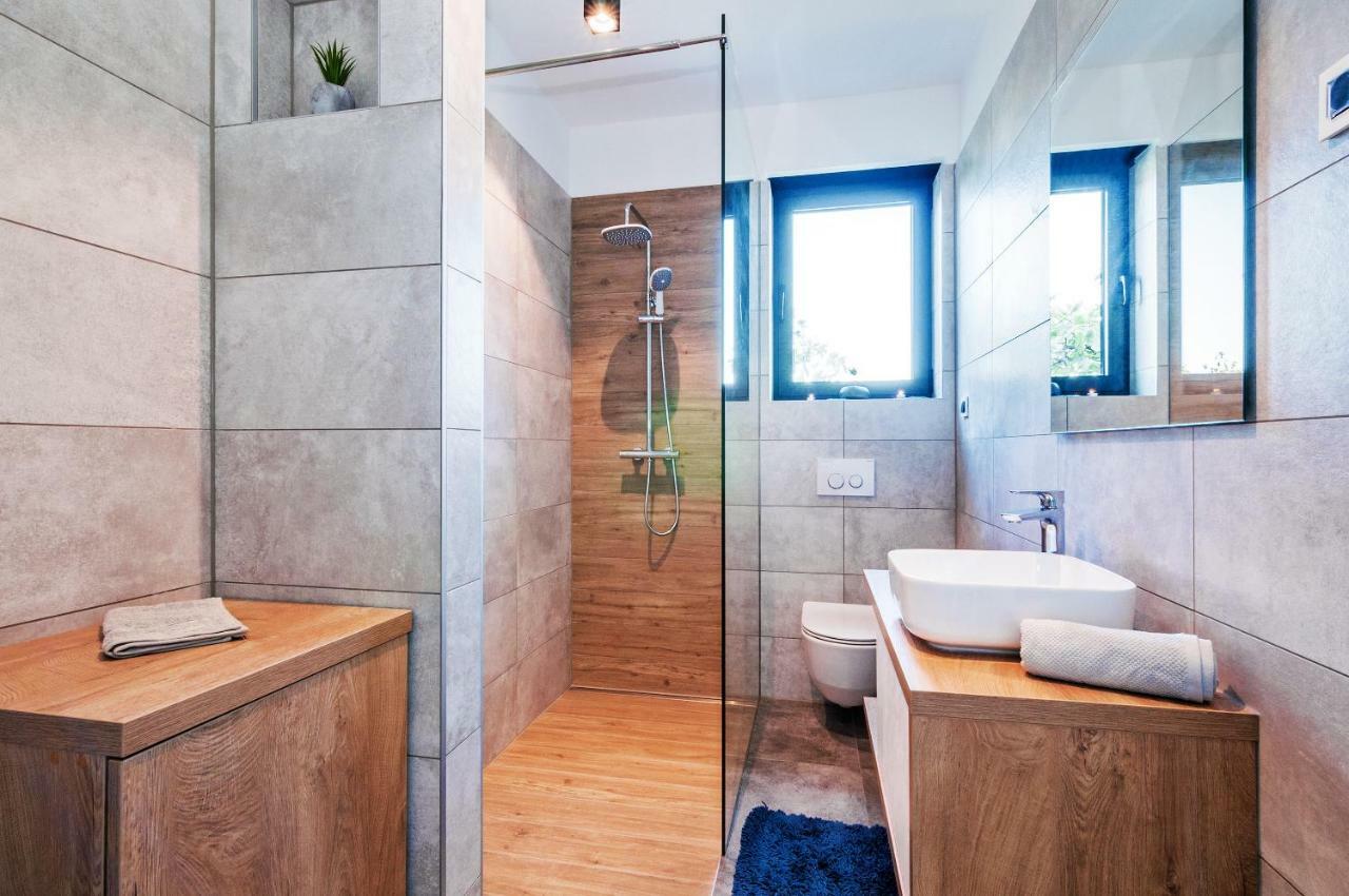 Punta Aqua Apartamento Sukošan Exterior foto