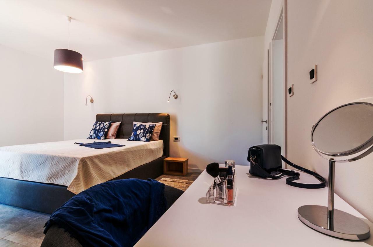 Punta Aqua Apartamento Sukošan Exterior foto